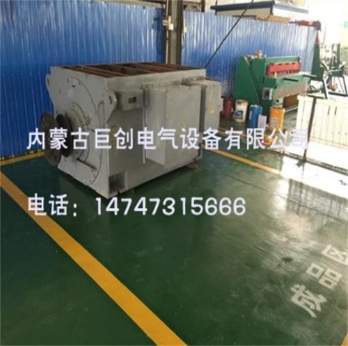 維修中的風力發(fā)電機2